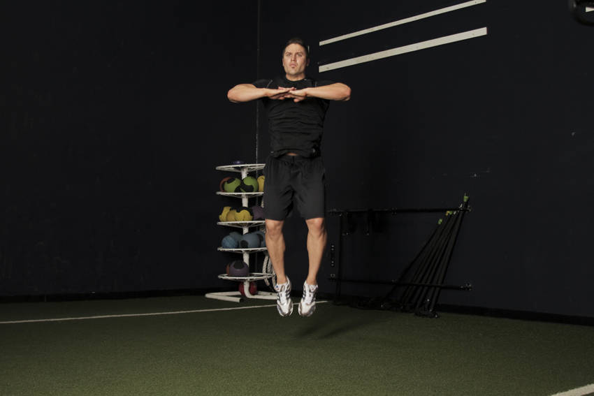 Knee Tuck Jump